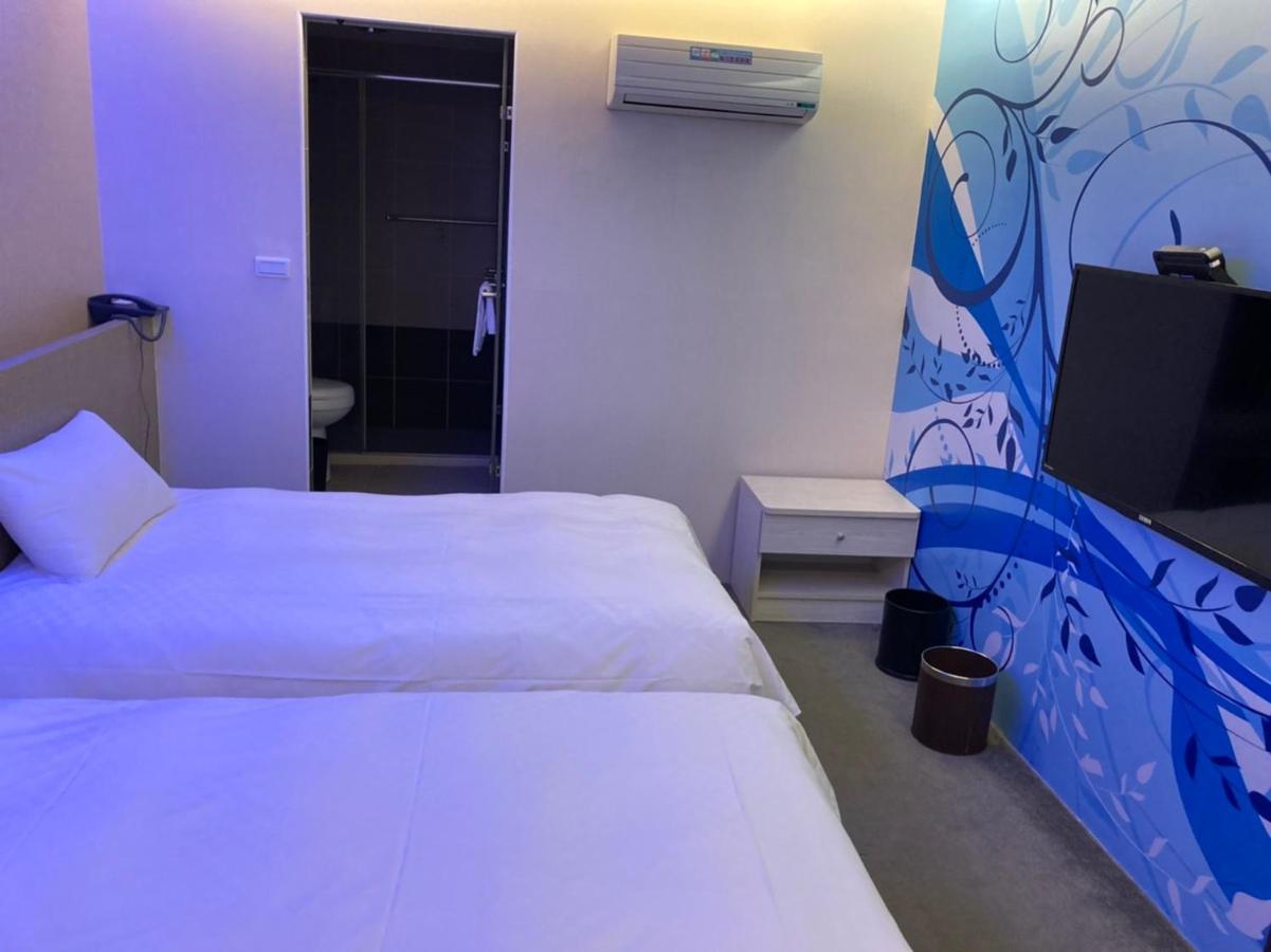 Shun-Yi Business Hotel Цзяї Екстер'єр фото