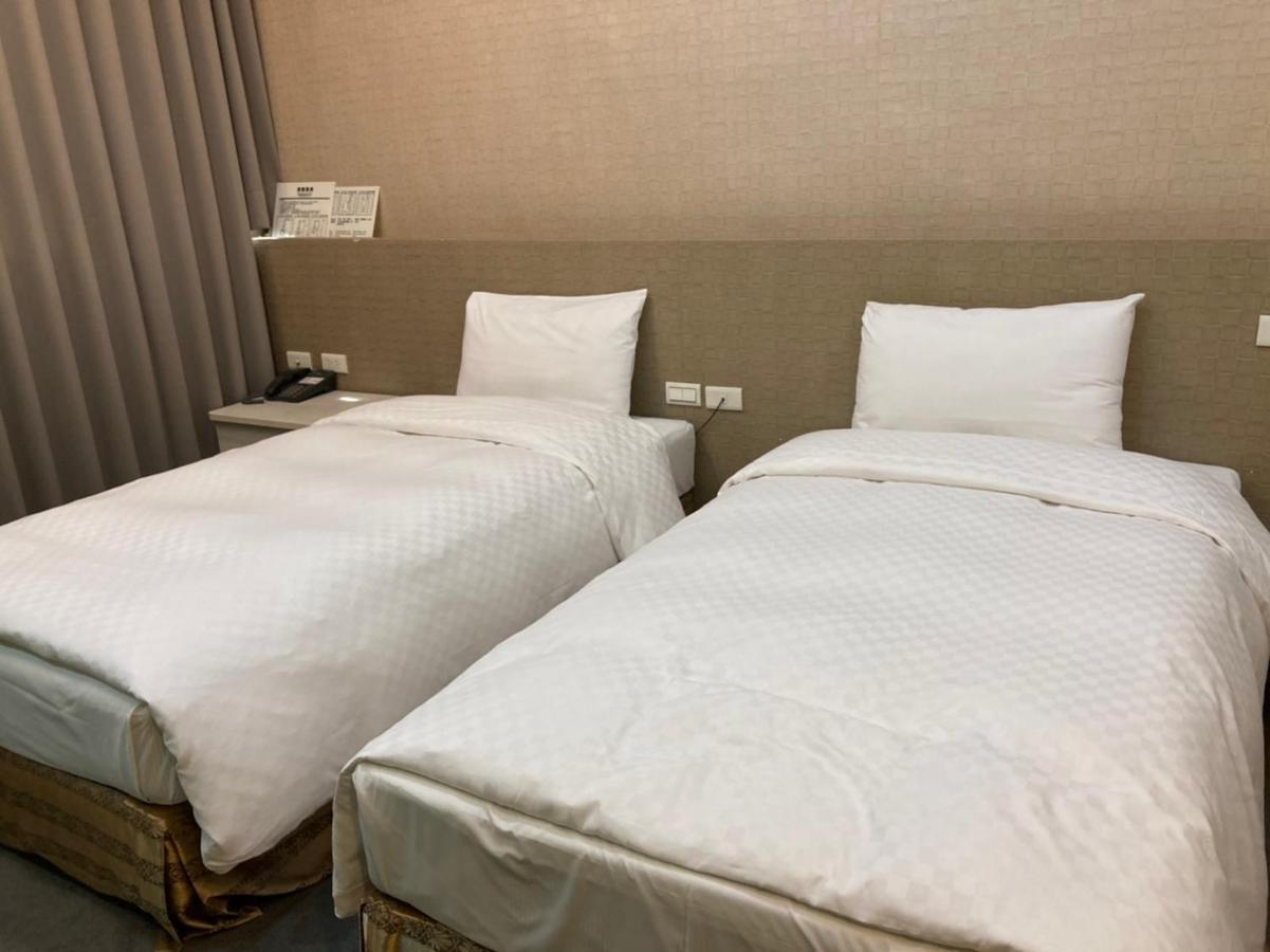 Shun-Yi Business Hotel Цзяї Екстер'єр фото