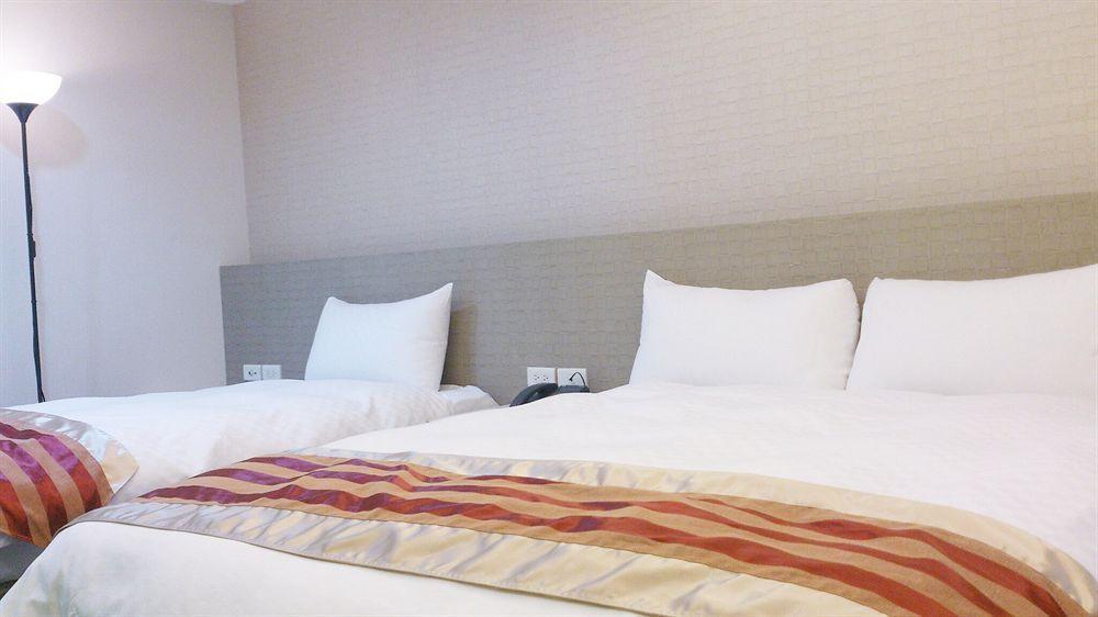 Shun-Yi Business Hotel Цзяї Екстер'єр фото