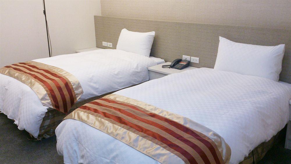 Shun-Yi Business Hotel Цзяї Екстер'єр фото