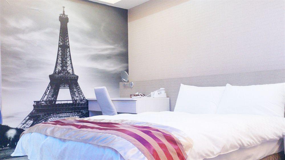 Shun-Yi Business Hotel Цзяї Екстер'єр фото