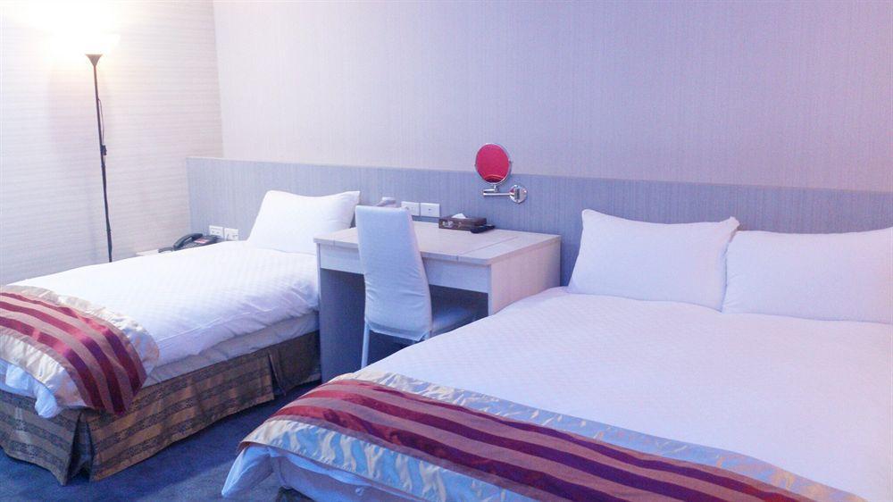 Shun-Yi Business Hotel Цзяї Екстер'єр фото