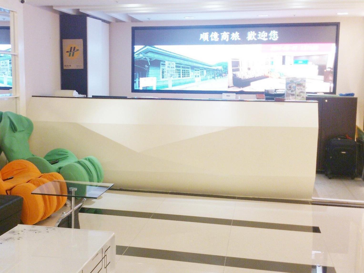 Shun-Yi Business Hotel Цзяї Екстер'єр фото